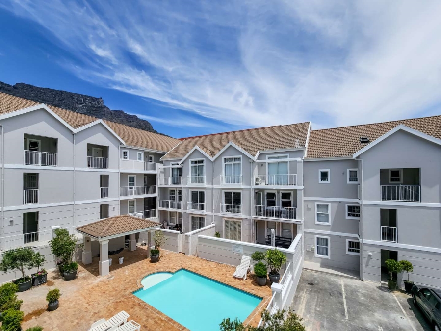 1 Bedroom Property for Sale in Oranjezicht Western Cape